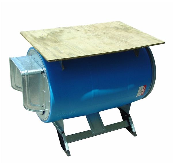 here-is-how-to-build-a-dog-house-from-a-cheap-barrel-this-cost-us-0-is-super-easy-takes-a